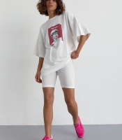 Жіночий костюм з футболкою oversize та велосипедками
