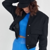 Женская куртка-бомбер с накладными карманами  LX-10489809
