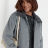 Женское короткое пальто в елочку  LX-10494210