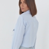 Укороченная женская рубашка с накладным карманом  LX-10531312