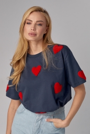 Женская футболка oversize с сердечками
