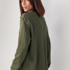 Трикотажний лонгслів oversize з вишитим ведмедиком  LX-10613816