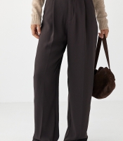Класичні жіночі штани-палаццо зі складками