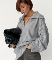 В'заний светр-поло вільного крою