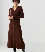 Трикотажна довга сукня на ґудзиках