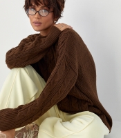 Вільна в'язана кофта в косички