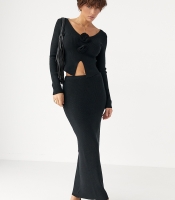 Приталений костюм в рубчик з кофти та спідниці