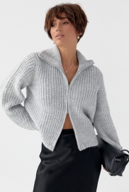 Кардиган на блискавці з крупної в'язки