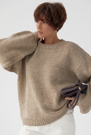 В'язана однотонна кофта з рукавами-ліхткриками