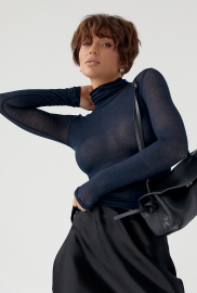 Напівпрозорий гольф у сітку