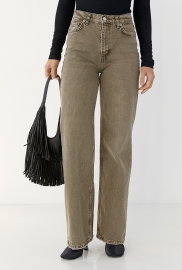 Прямі жіночі джинси з потертостями внизу Прямі жіночі джинси з потертостями внизу