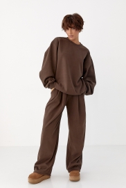 Теплий однотонний костюм зі світшотом та штанами зі складками Теплий однотонний костюм зі світшотом та штанами зі складками