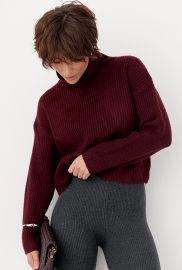 Базовий теплий гольф у рубчик