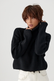 Базовий теплий гольф у рубчик