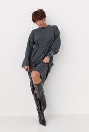 Довга в'язана вільна сукня