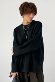 В'язана кофта оверсайз із розрізами В'язана кофта оверсайз із розрізами