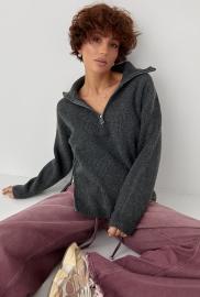 В'язана жіноча кофта з блискавками В'язана жіноча кофта з блискавками