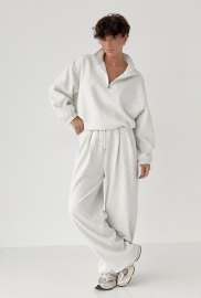 Зимовий однотонний спортивний костюм із затяжками Зимовий однотонний спортивний костюм із затяжками