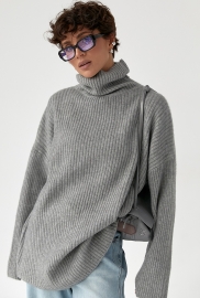 Тепла в'язана туніка в рубчик Тепла в'язана туніка в рубчик