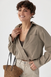 Коротка сорочка у комплекті з майкою в рубчик