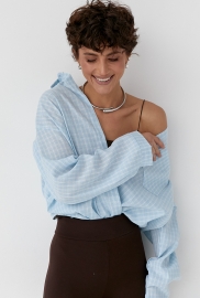 Класична сорочка в дрібну клітинку