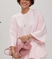 Жіноча футболка оверсайз із декоративним швом на спині