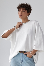 Жіноча футболка оверсайз із декоративним швом на спині