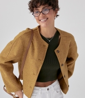 Коротке вовняне пальто