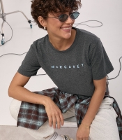Трикотажна футболка з вишитим написом Margaret