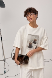 Оверсайз футболка з принтом "Coffee Cups" Оверсайз футболка з принтом "Coffee Cups"