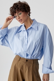 Широка класична сорочка на ґудзиках