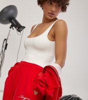 Еластичне боді з відкритою спиною