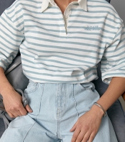 Футболка-поло у смужку