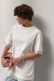 Оверсайз футболка із мереживом