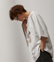 Трикотажна футболка оверсайз із принтом авто