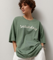 Футболка вільного фасону з написом Saturday