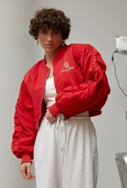 Жіноча вітровка-бомбер з об'ємними рукавами Жіноча вітровка-бомбер з об'ємними рукавами