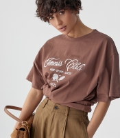 Футболка оверсайз із вишитими написами