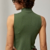 В'язана майка з горловиною-стійкою  LX-10733925