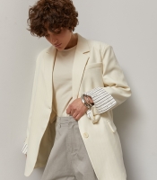 Класичний прямий жакет зі смужками на рукавах