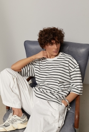 Футболка у смужку вільного фасону Футболка у смужку вільного фасону