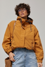 Жіноча коротка вітровка з капюшоном Жіноча коротка вітровка з капюшоном