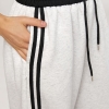 Широкі спортивні штани з лампасами LX-10735011 Широкі спортивні штани з лампасами LX-10735011
