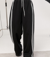 Широкі спортивні штани з лампасами