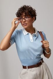 В'язане коротке поло з контрастним комірцем