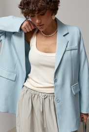 Класичний жакет із розрізом на спині Класичний жакет із розрізом на спині