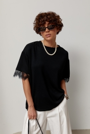 Вільна футболка з мереживною вставкою на спині Вільна футболка з мереживною вставкою на спині