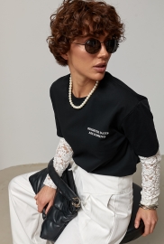 Лонгслів із мереживними вставками на рукавах Лонгслів із мереживними вставками на рукавах