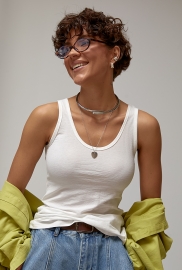 Базова однотонна тонка майка