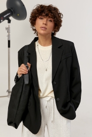 Класичний прямий однотонний піджак